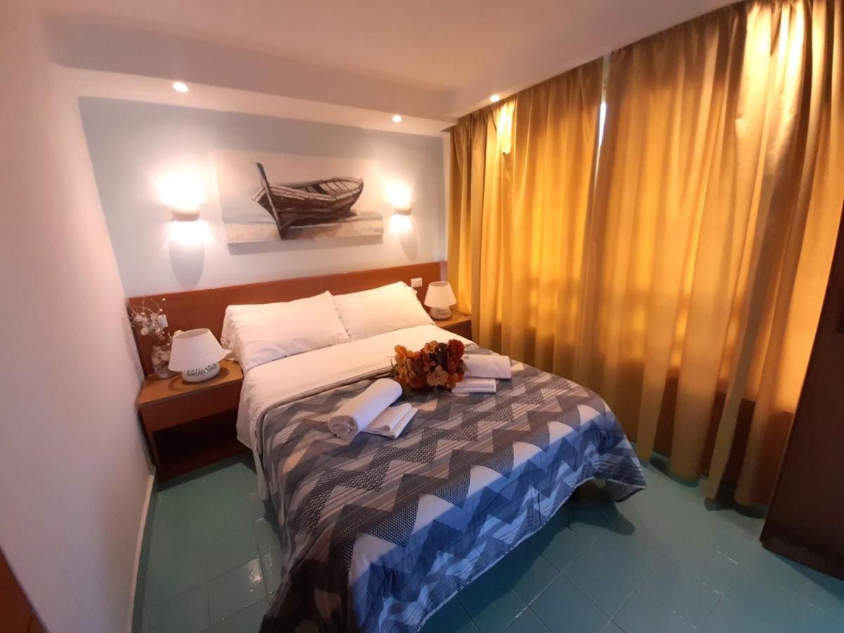 Casa Vacanze Elianto Aparthotel อันซีโอ ภายนอก รูปภาพ